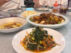 -汗腾格里·风味餐厅(新疆驻京办店)