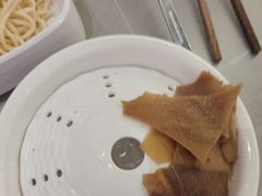 -宴全牛粤来越牛潮汕鲜牛肉火锅(海州万达广场店)
