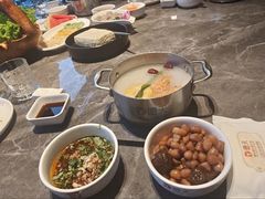 -德天肥牛海鲜火锅(城西银泰店)
