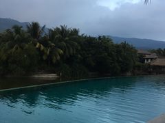 -三亚亚龙湾五号度假别墅酒店