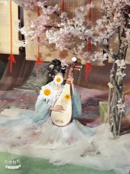 点击看大图 -九月鹰飞汉服摄影工作室