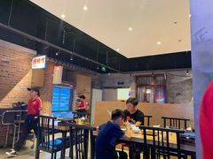 大堂-怪噜范·老贵阳街头名小吃(汇金星力城店)