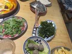 -洱火云南酸菜牛肉火锅(石景山当代商城店)