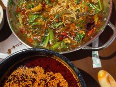 -谢老五跷脚牛肉·非遗传承店