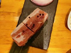 厚切五花肉-喜鹊烤肉酒场(美乐城店)