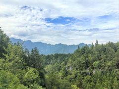 -梭布垭石林景区