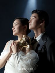 -至臻微拉婚纱摄影