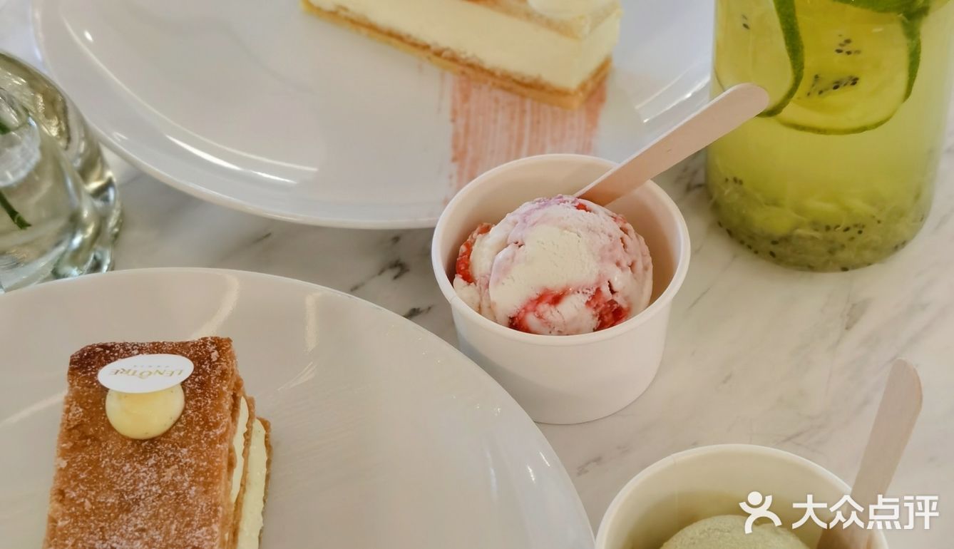 魔都探店|法国第一甜品品牌开到港汇啦🍧