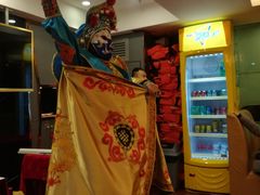 船上表演变脸-珠江夜游广州塔·中大码头