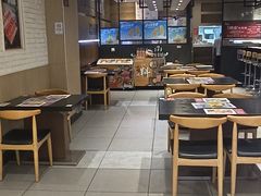 -呷哺呷哺(青岛香港中路银座店)