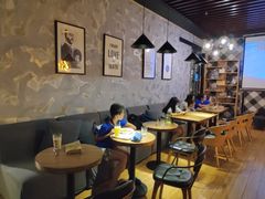 大堂-星巴克(广州东圃天银店)