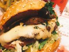 -The Habit Burger Grill 哈比特汉堡(复兴soho店)