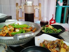 -沪小胖小龙虾(淮海中路旗舰店)