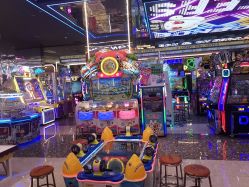 -卡通尼乐园(景枫中心店)