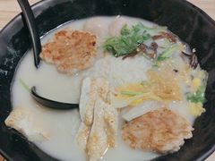 -渔米丰·广府鱼汤米线(光明广场店)