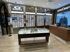 -LensCrafters亮视点(港汇恒隆广场店)