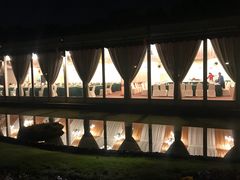 -东方绿舟酒店-停车场