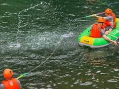 -安吉龙王山峡谷漂流