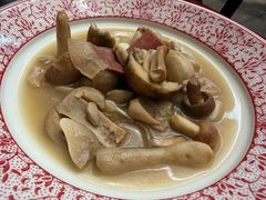-蔼若春.传承三十年云南菜(金碧公园店)