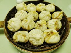猪肉灌汤包-草包包子铺1937(普利街店)