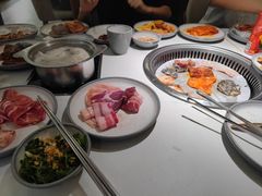 -欢乐牧场·海鲜烧烤涮自助餐(蚌山万达店)