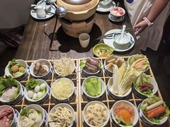 -聚汇三少·龙虾·中餐厅(莫邪路新天地店)