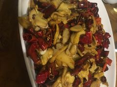 干椒炒牛肝菌-醉云喃