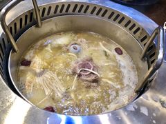 -阿二骨煲(新天地店)