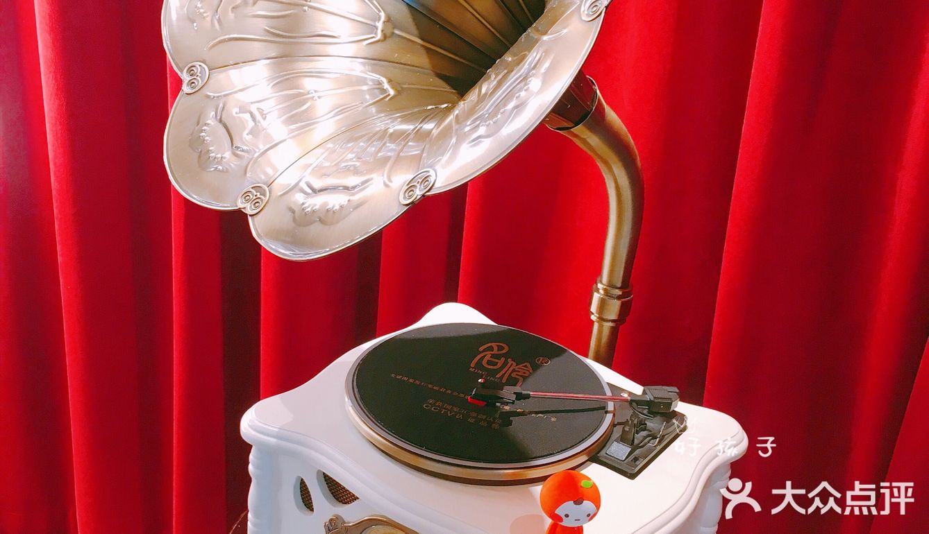 很有以前的感觉 橙橙和斗斗都有出镜