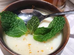 宫廷杏仁豆腐-四季民福烤鸭店(王府井灯市口店)