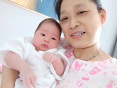 -爱的果实月嫂育婴师(世纪东方店)