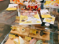 -麦当劳(展览路店)