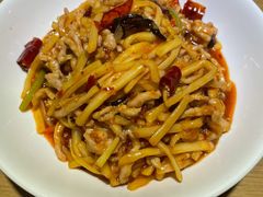鱼香肉丝-吕氏疙瘩汤·海鲜新鲁菜(凯德mall新都心店)
