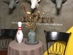 -HIGH FIVE哈福手工汉堡(桂林路店)