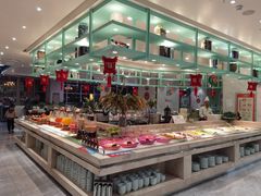 自助取餐区-绿岛港轩海鲜烤肉涮锅自助餐厅