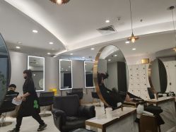 -八佰伴8008星级形象店