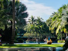 -三亚湾海居铂尔曼度假酒店