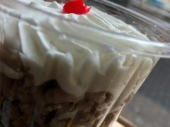 -红宝石·鲜奶小方·海派西点房(曲阳店)