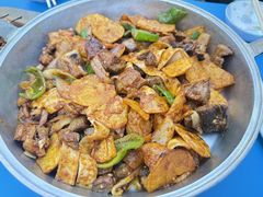 -尕有炕锅烤羊肉