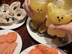 -广州万富希尔顿酒店·感趣自助餐厅·金秋蟹宴生蚝海鲜刺身