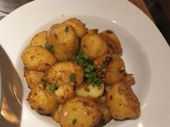 麻香小土豆-酒肆浅葱•烧烤•龙虾•排档(卓悦intown店)