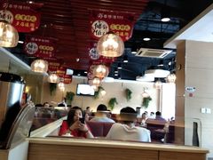 大堂-粤仔湾砂锅粥(广益哥伦布店)