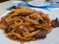 干炒牛肉河粉-名点一号·精致茶点·手工制作(宝华店)