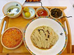 -裕兴记•蟹黄面馆(人民广场店)