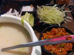 -三人行骨头王火锅(长寿店)