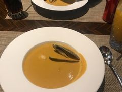 -YUE·6·西式融合餐厅(外滩六号店)