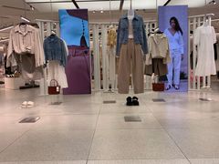 -ZARA(大上海时代广场店)