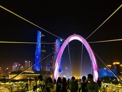 -南京眼步行桥