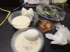 -茂名熹龙国际大酒店(人民广场高铁站店)