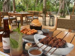 -三亚艾迪逊酒店·海滩烧烤 BARBACOA·现场乐队·浪漫晚餐·烧烤海鲜
